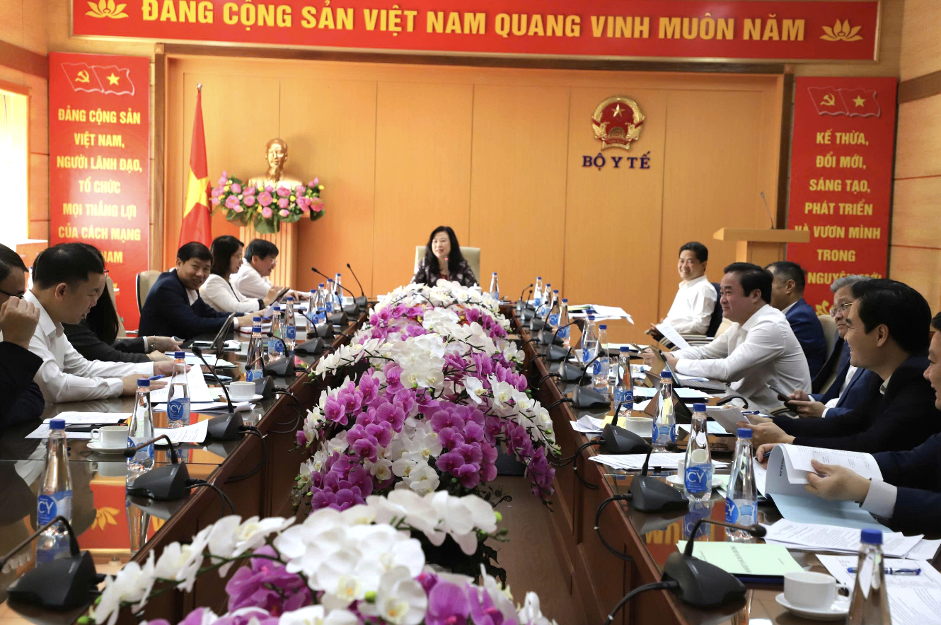 Khen thưởng phải bám sát nhiệm vụ chính trị, chuyên môn để tạo sức lan tỏa trong toàn ngành y tế